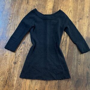 Cozy 3/4 Sleeve Black Tunic Length Sweater